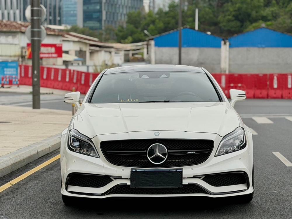 Mercedes-Benz CLS-Class AMG 2015 — фото автомобиля