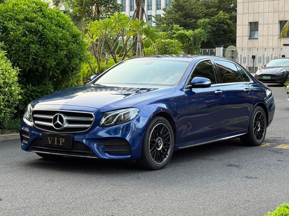 Mercedes-Benz E-Class 2019 — фото автомобиля