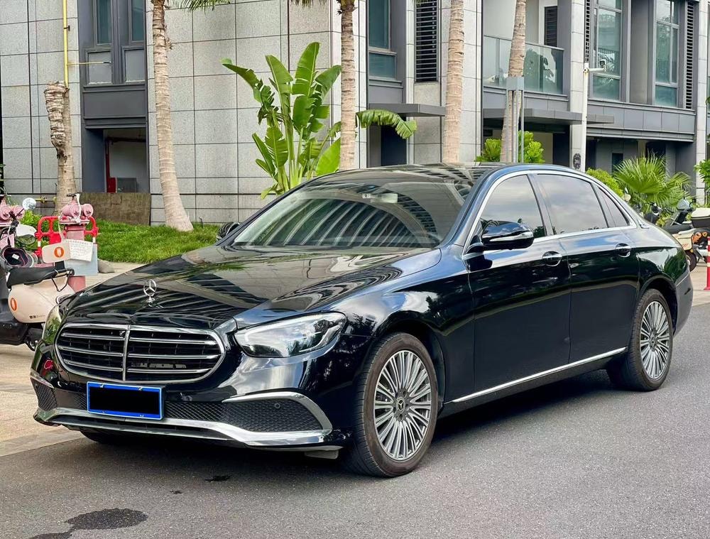 Mercedes-Benz E-Class 2017 — фото автомобиля 1