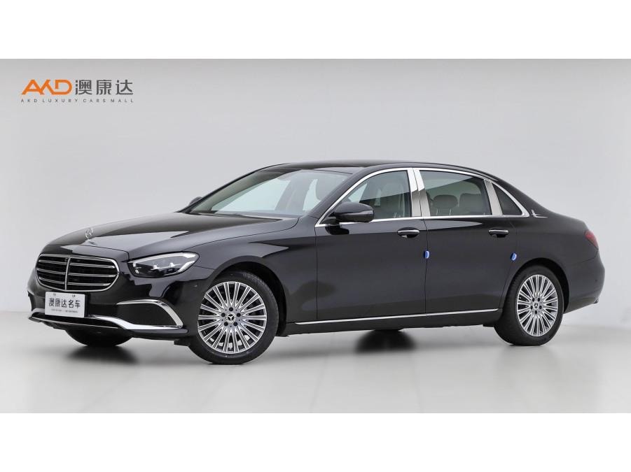 Mercedes-Benz E-Class 2021 — фото автомобиля