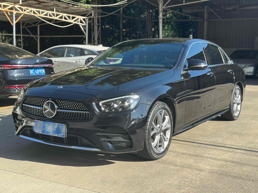 Mercedes-Benz E-Class 2021 — фото автомобиля 1