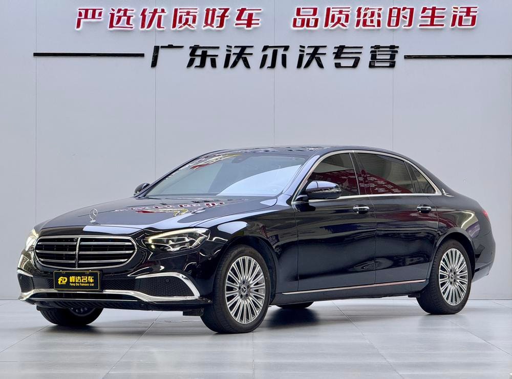 Mercedes-Benz E-Class 2022 — фото автомобиля 1