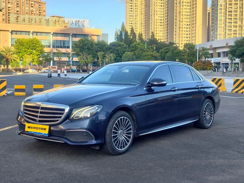 Mercedes-Benz E-Class 2019 — фото автомобиля 1
