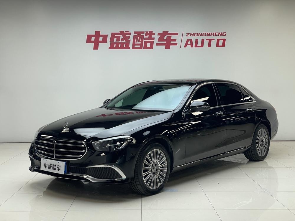 Mercedes-Benz E-Class 2021 — фото автомобиля