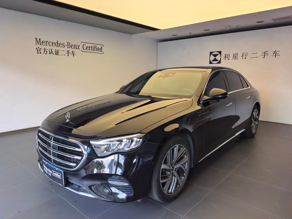 Mercedes-Benz E-Class 2025 — фото автомобиля