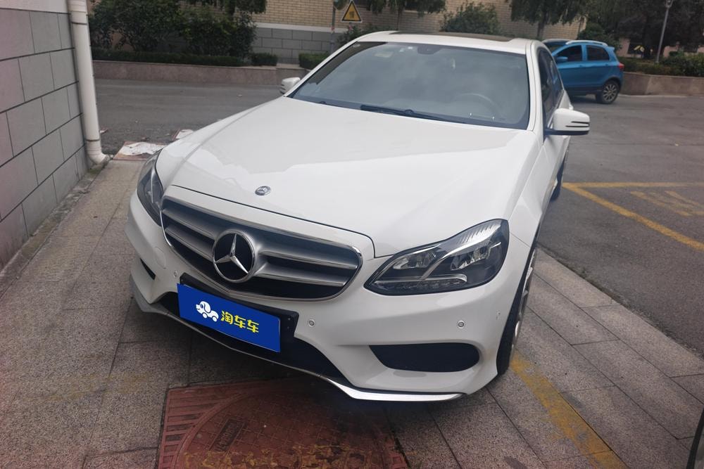 Mercedes-Benz E-Class 2014 — фото автомобиля