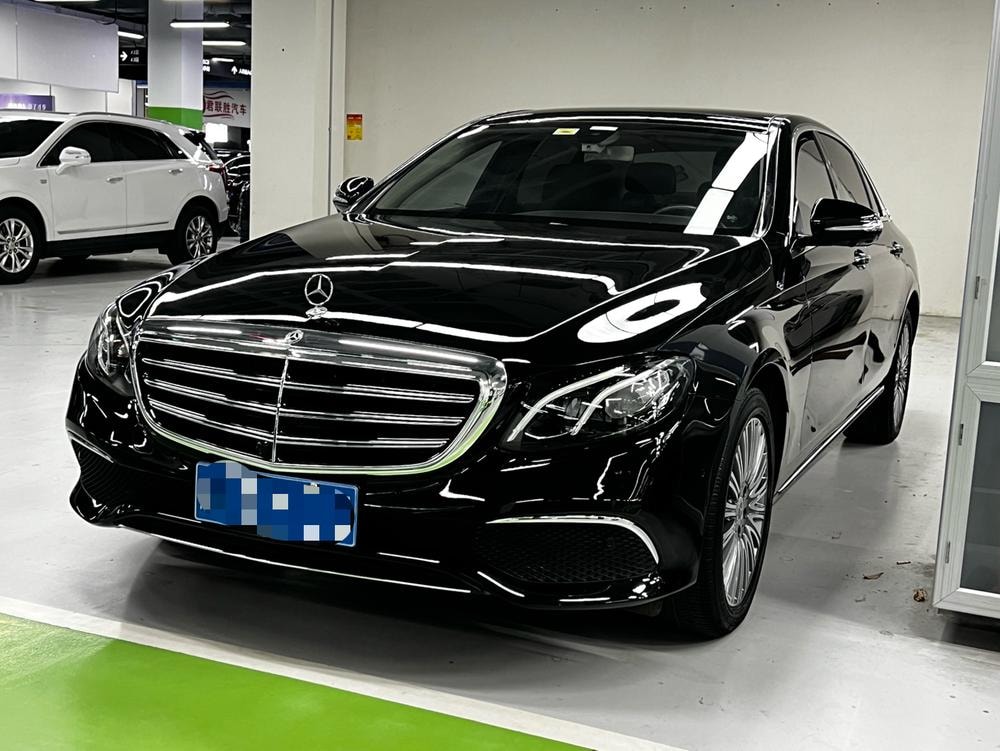 Mercedes-Benz E-Class 2020 — фото автомобиля