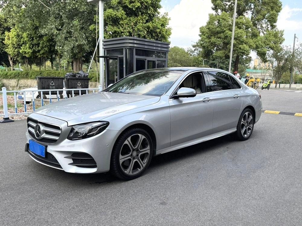 Mercedes-Benz E-Class 2016 — фото автомобиля