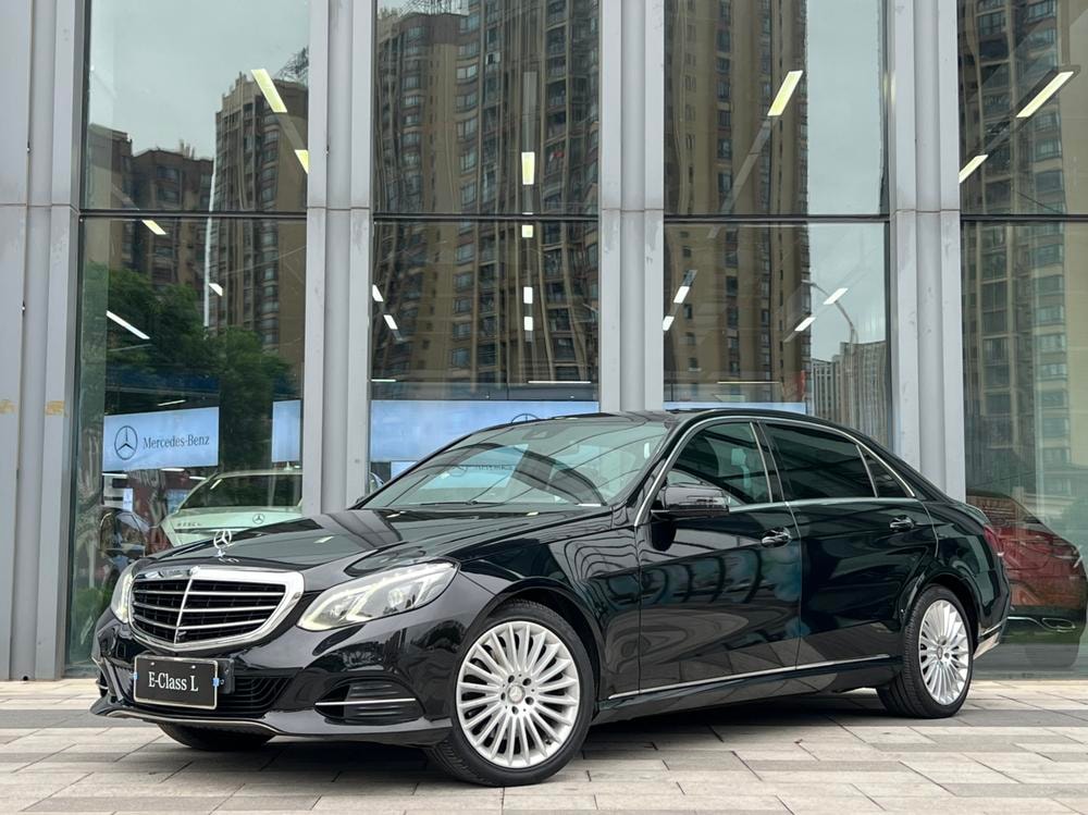 Mercedes-Benz E-Class 2014 — фото автомобиля 1