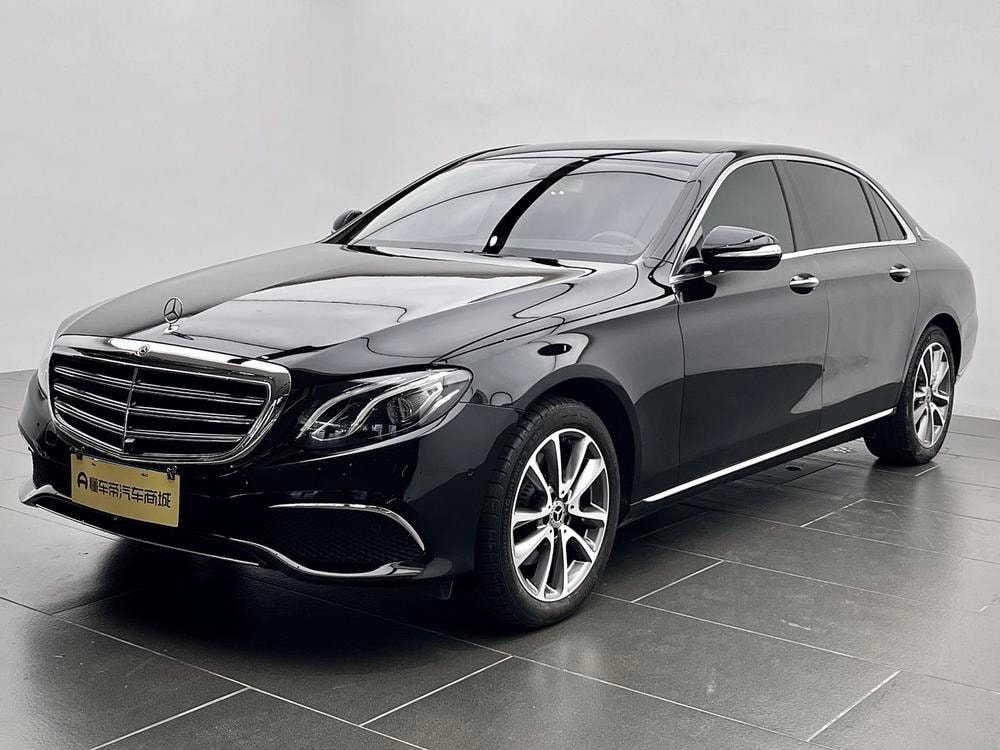 Mercedes-Benz E-Class 2020 — фото автомобиля 1