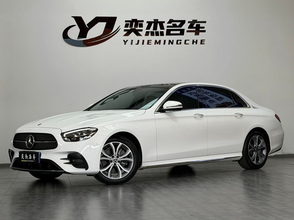 Mercedes-Benz E-Class 2021 — фото автомобиля