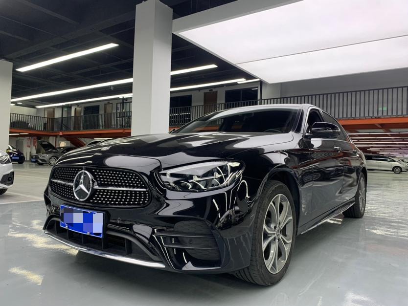 Mercedes-Benz E-Class 2023 — фото автомобиля 1