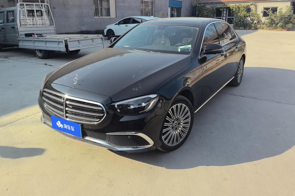 Mercedes-Benz E-Class 2021 — фото автомобиля 1
