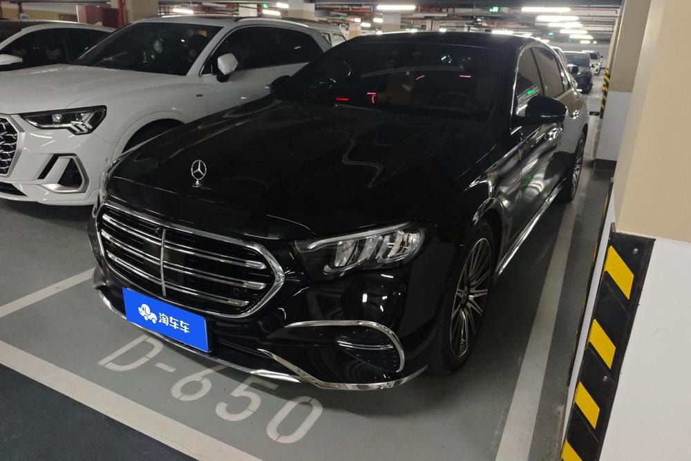 Mercedes-Benz E-Class 2024 — фото автомобиля