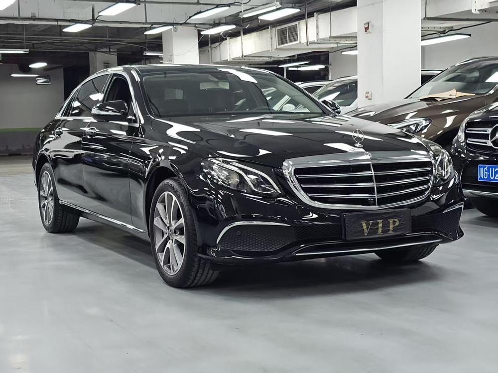 Mercedes-Benz E-Class 2019 — фото автомобиля 1