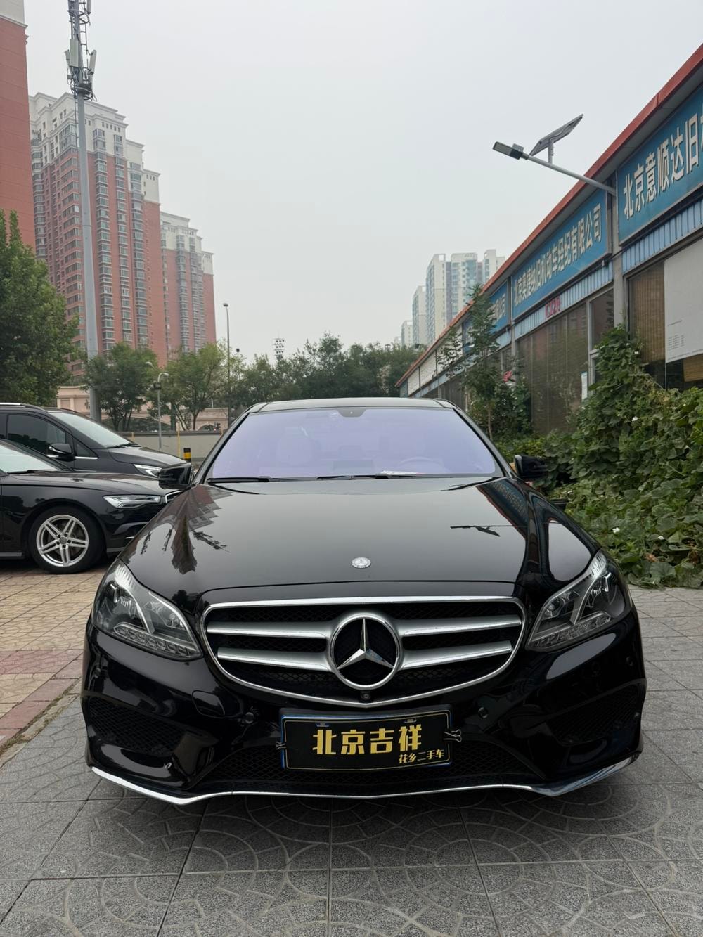 Mercedes-Benz E-Class 2015 — фото автомобиля