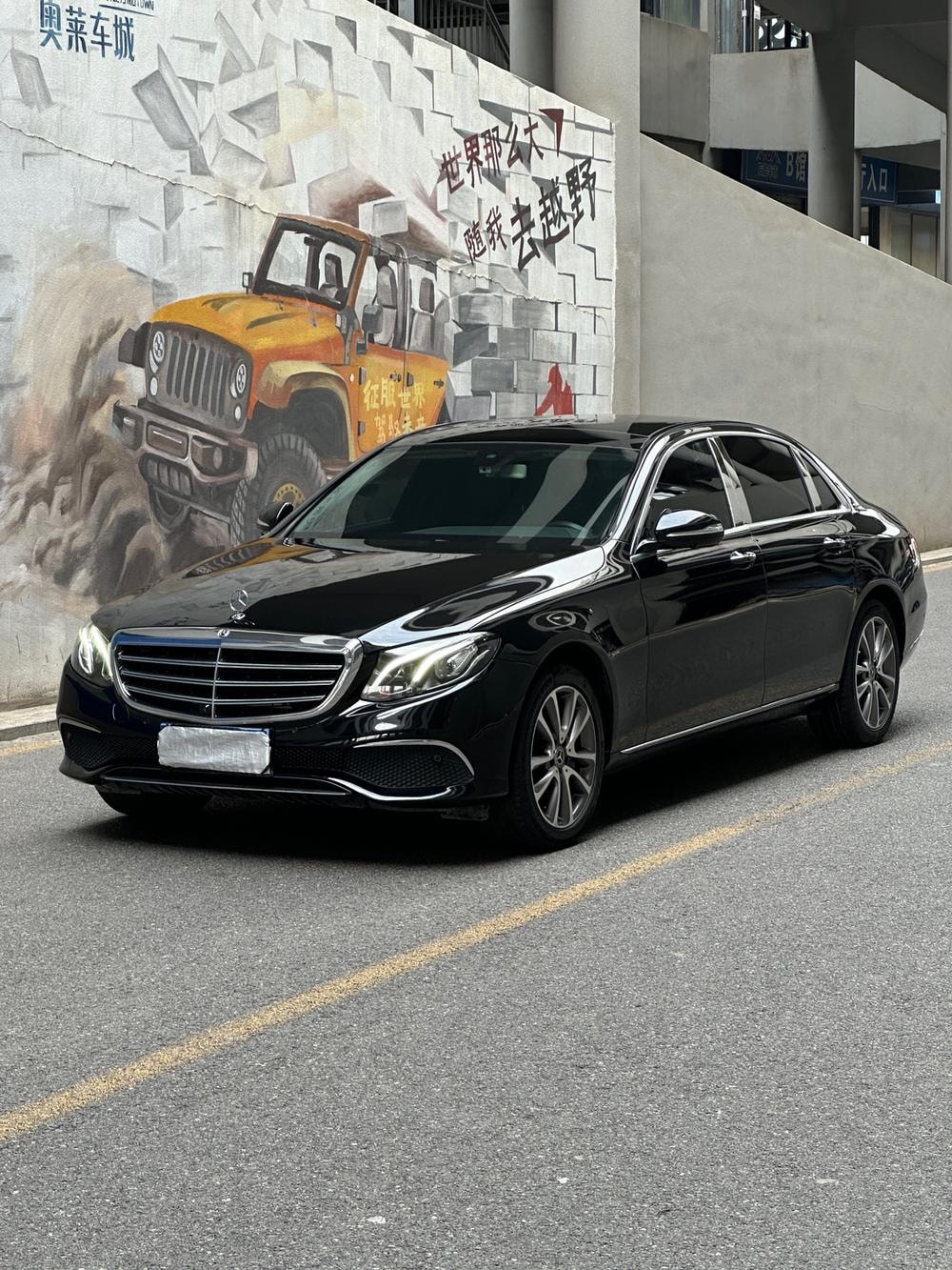 Mercedes-Benz E-Class 2019 — фото автомобиля 1