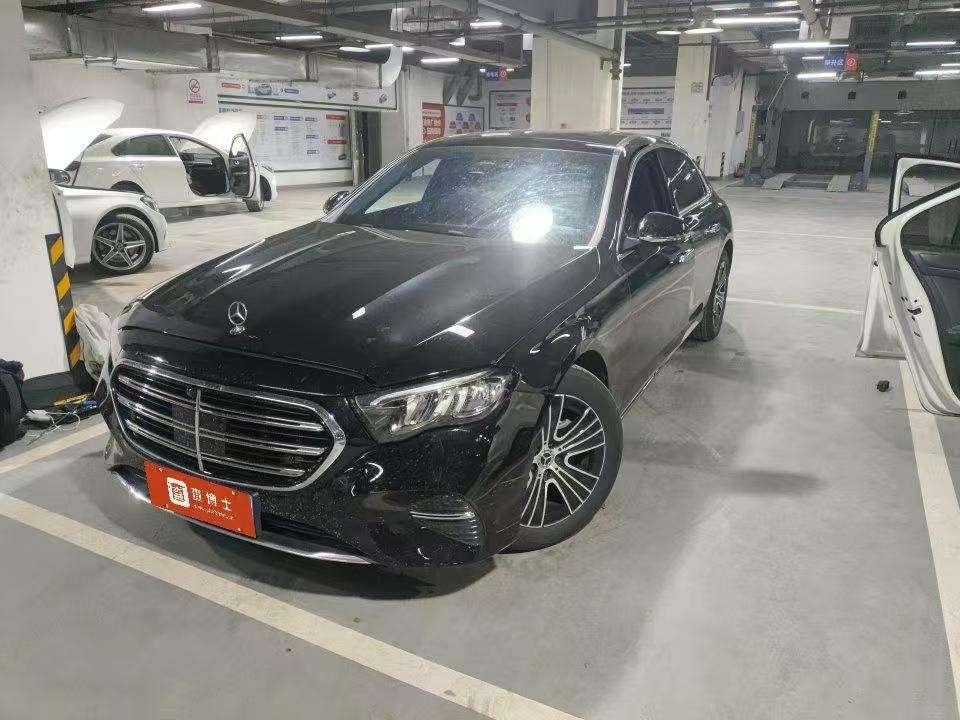 Mercedes-Benz E-Class 2025 — фото автомобиля