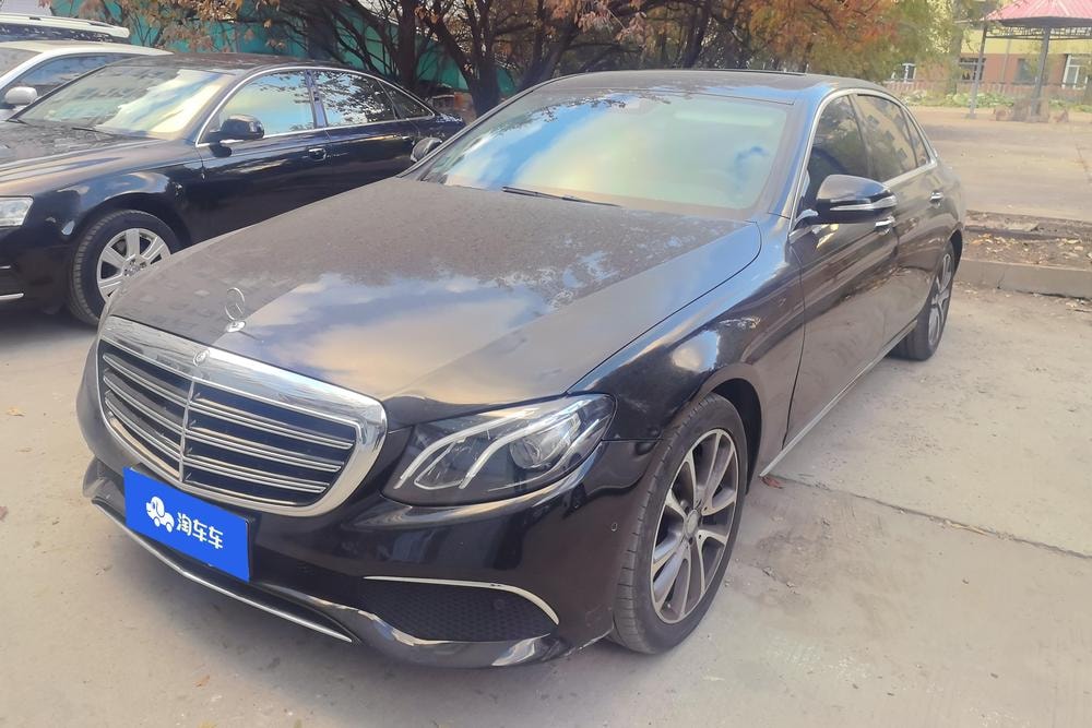 Mercedes-Benz E-Class 2017 — фото автомобиля