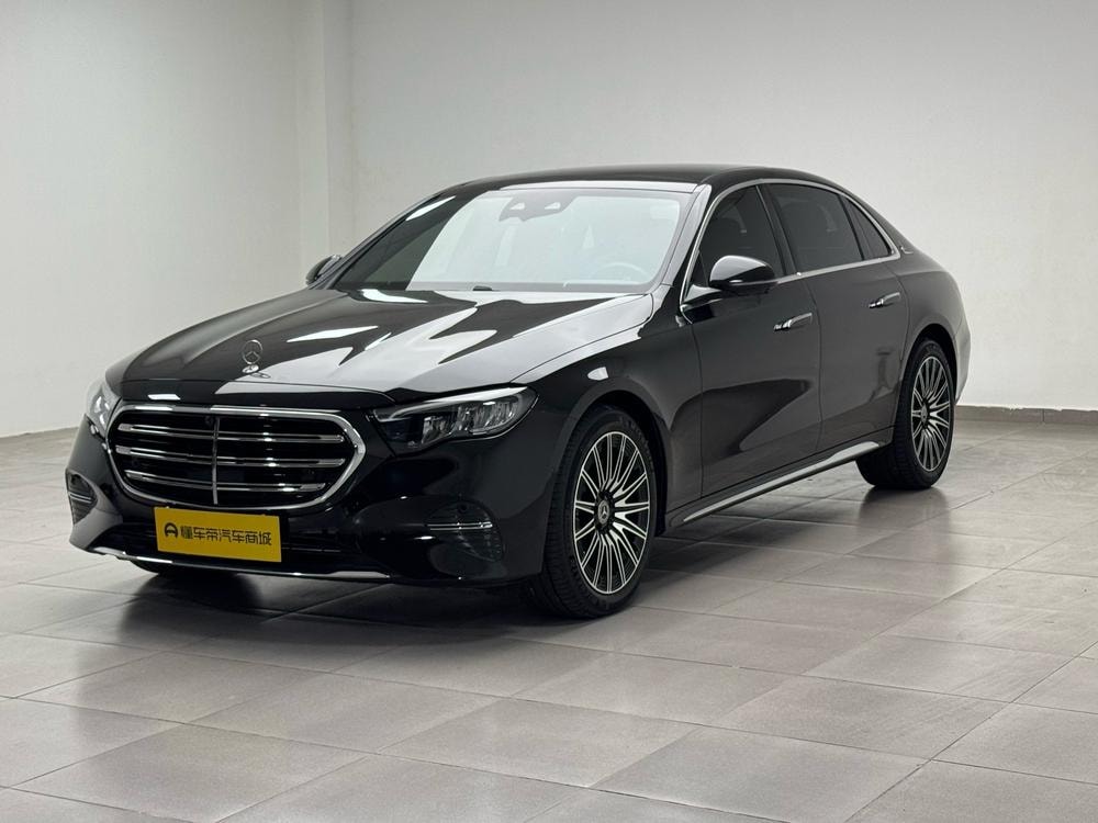 Mercedes-Benz E-Class 2025 — фото автомобиля
