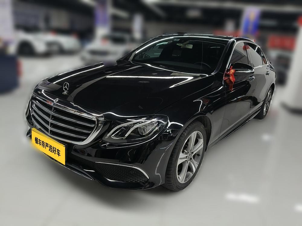 Mercedes-Benz E-Class 2018 — фото автомобиля