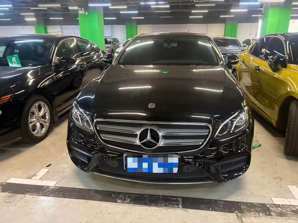 Mercedes-Benz E-Class 2020 — фото автомобиля