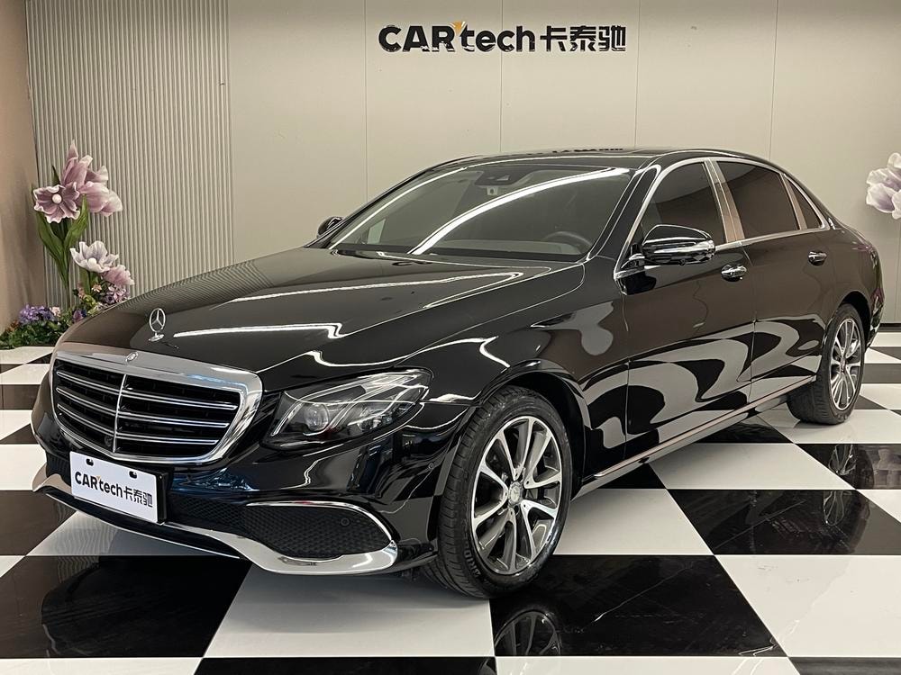 Mercedes-Benz E-Class 2016 — фото автомобиля