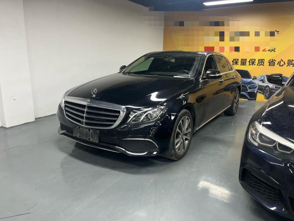 Mercedes-Benz E-Class 2019 — фото автомобиля