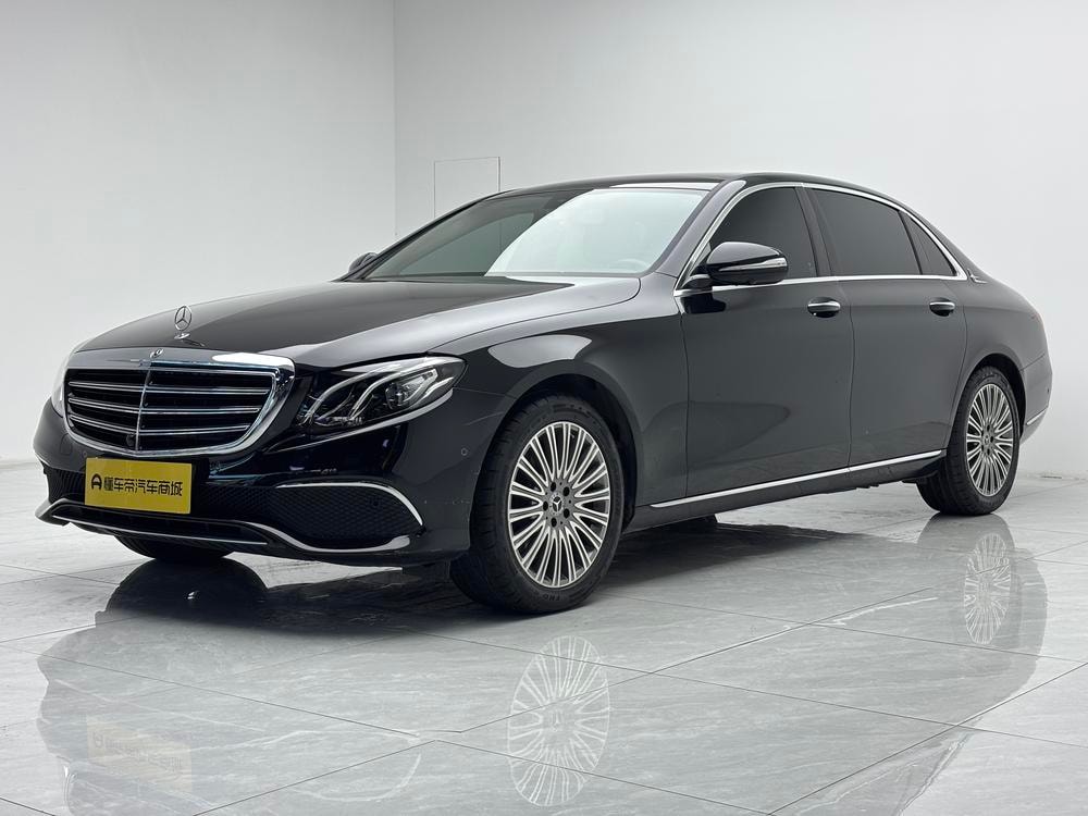 Mercedes-Benz E-Class 2020 — фото автомобиля