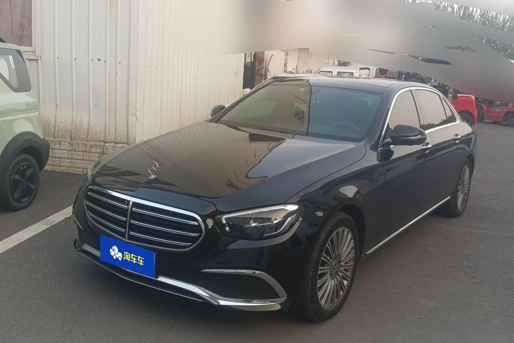 Mercedes-Benz E-Class 2021 — фото автомобиля