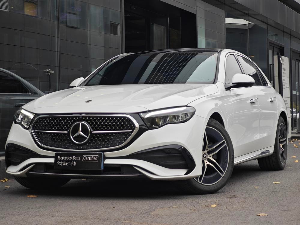 Mercedes-Benz E-Class 2024 — фото автомобиля