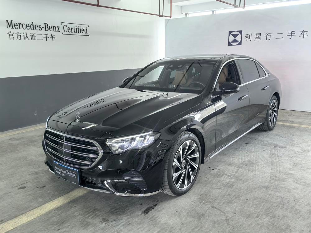 Mercedes-Benz E-Class 2025 — фото автомобиля