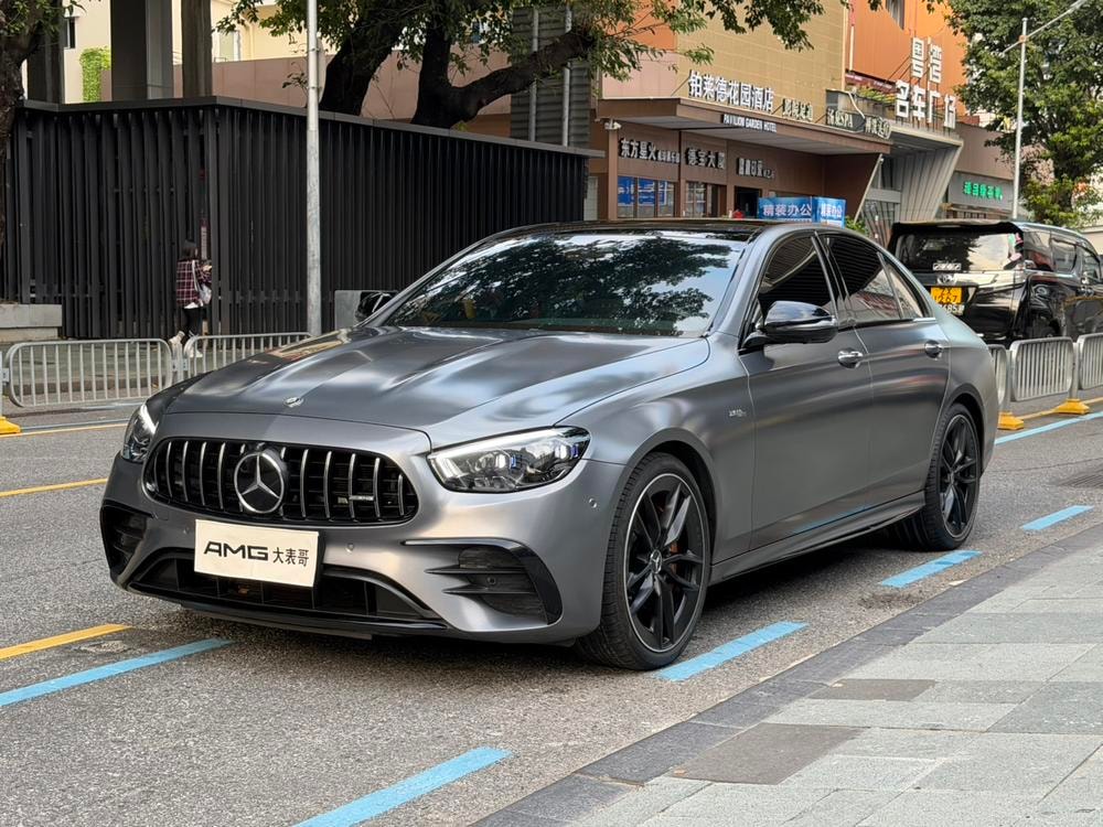 Mercedes-Benz E-Class AMG 2021 — фото автомобиля