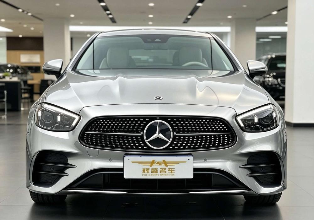 Mercedes-Benz E-Class (Import) 2023 — фото автомобиля
