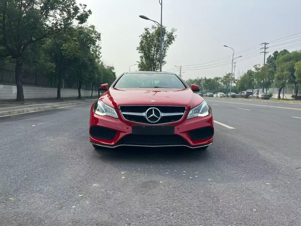 Mercedes-Benz E-Class (Import) 2014 — фото автомобиля