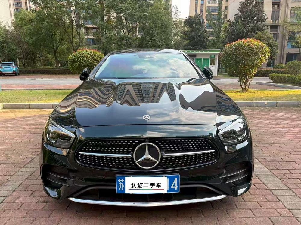 Mercedes-Benz E-Class (Import) 2023 — фото автомобиля 1