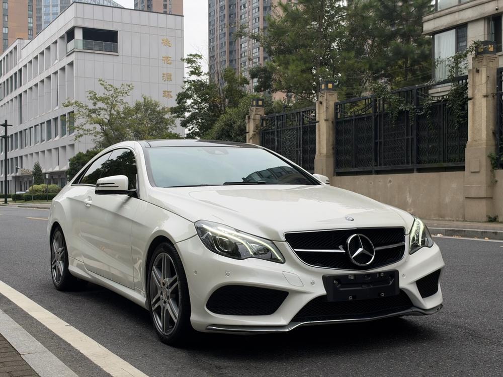 Mercedes-Benz E-Class (Import) 2016 — фото автомобиля