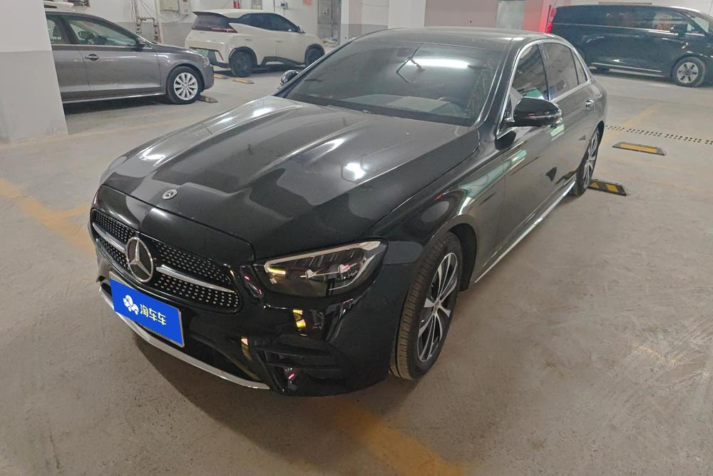 Mercedes-Benz E-Class PHEV 2022 — фото автомобиля