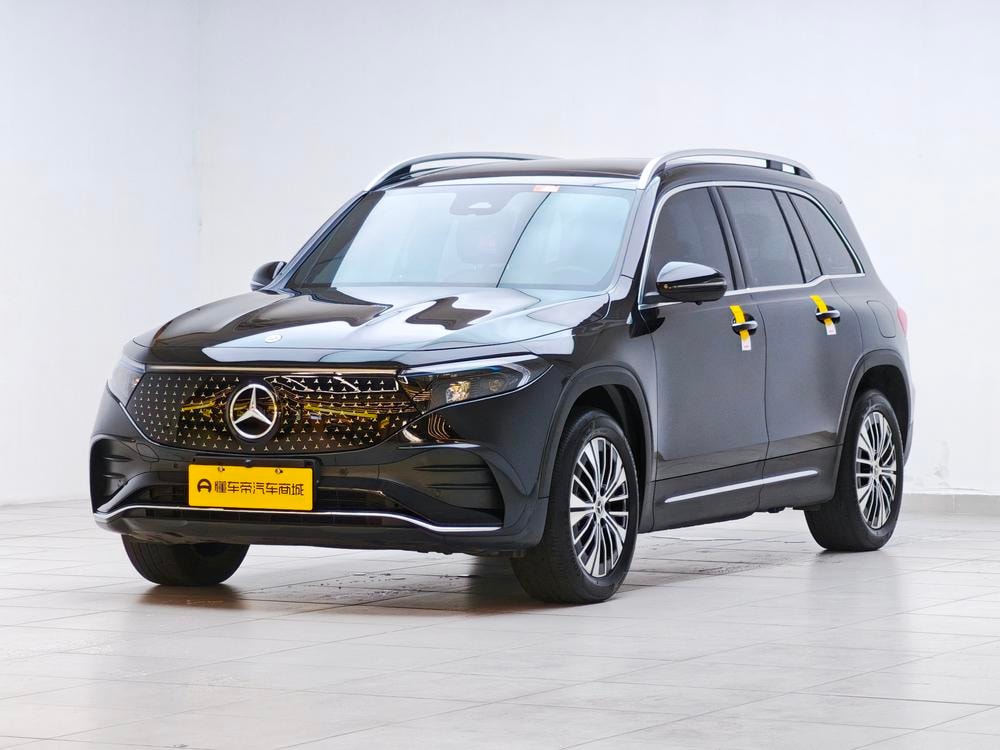 Mercedes-Benz EQB 2025 — фото автомобиля
