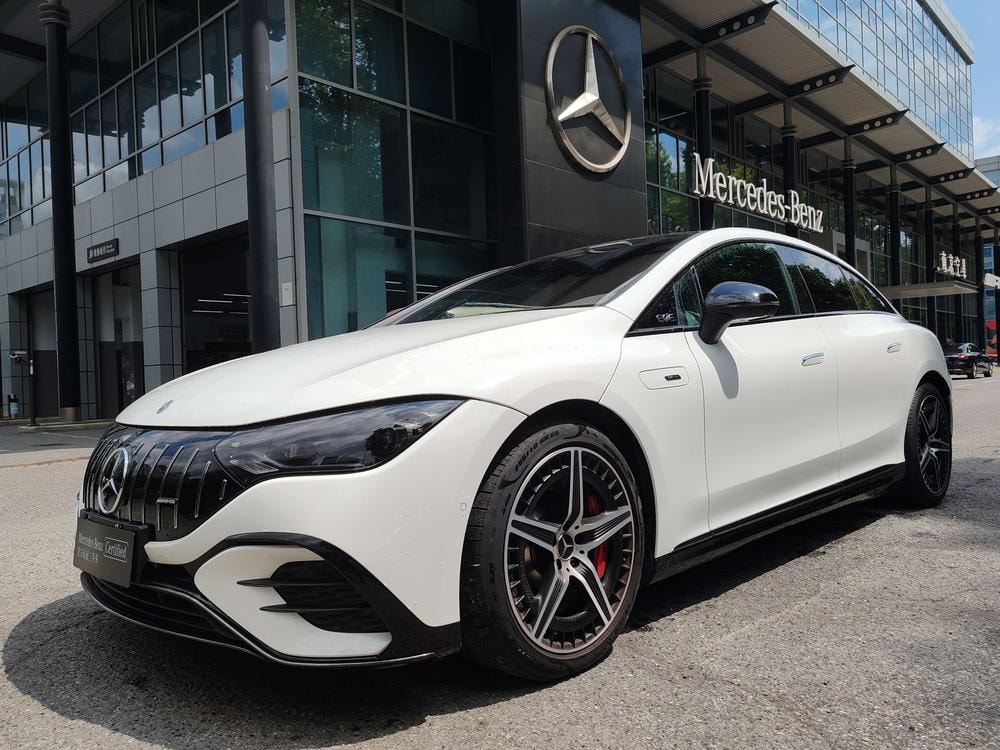 Mercedes-Benz EQE AMG 2023 — фото автомобиля