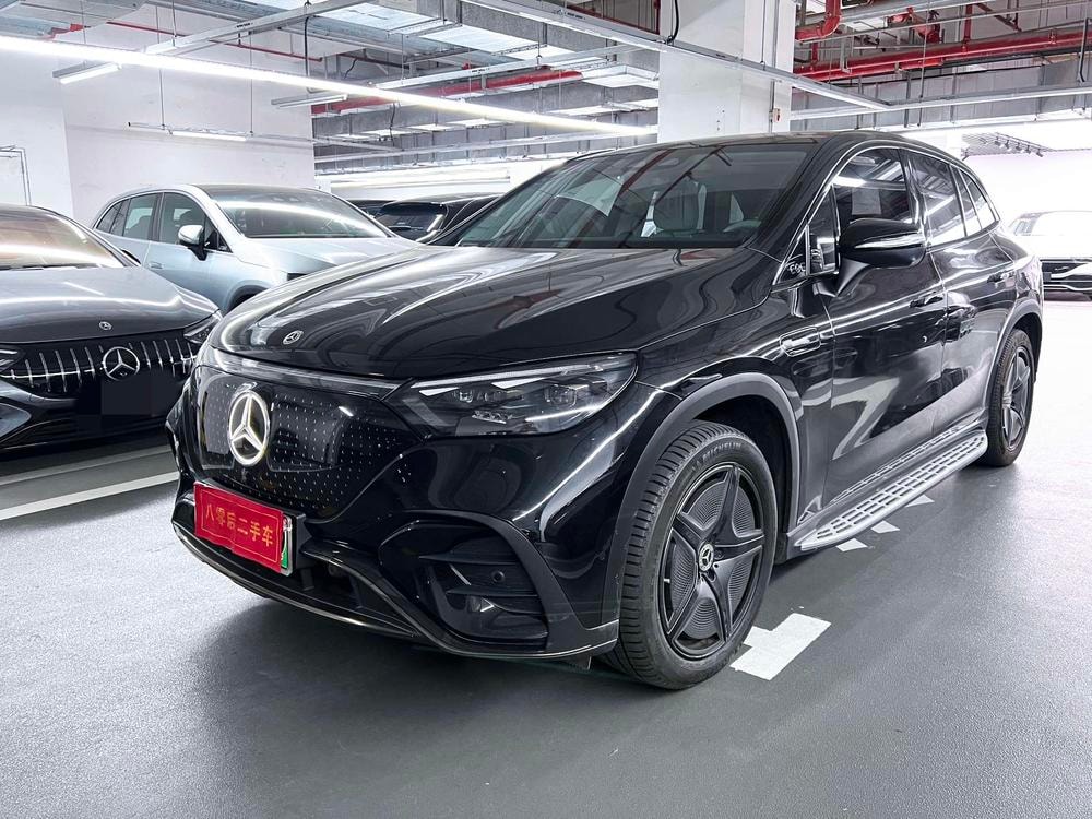 Mercedes-Benz EQE SUV 2023 — фото автомобиля 1