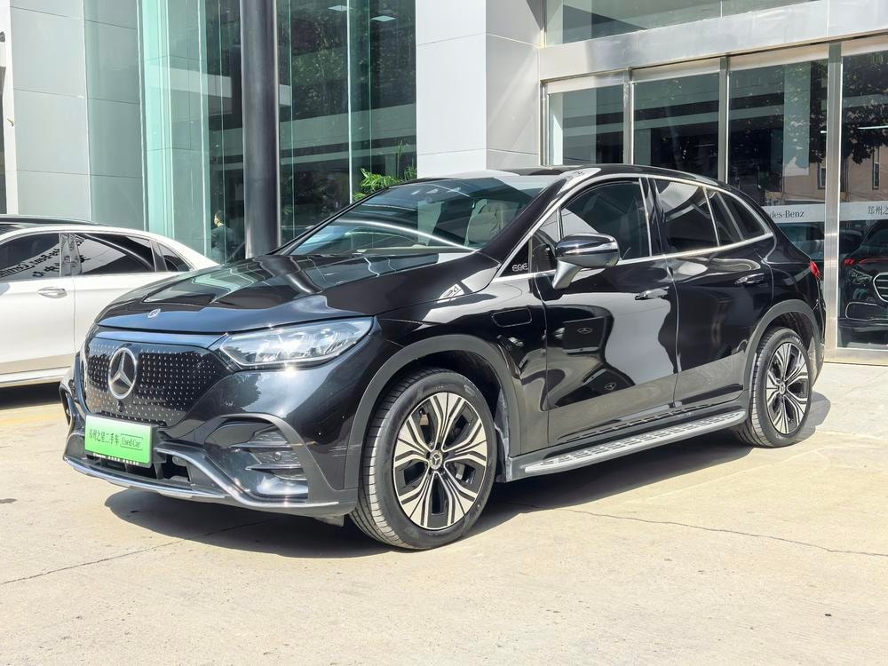 Mercedes-Benz EQE SUV 2024 — фото автомобиля