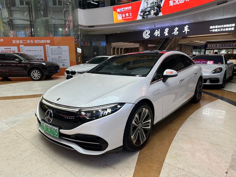 Mercedes-Benz EQS 2022 — фото автомобиля