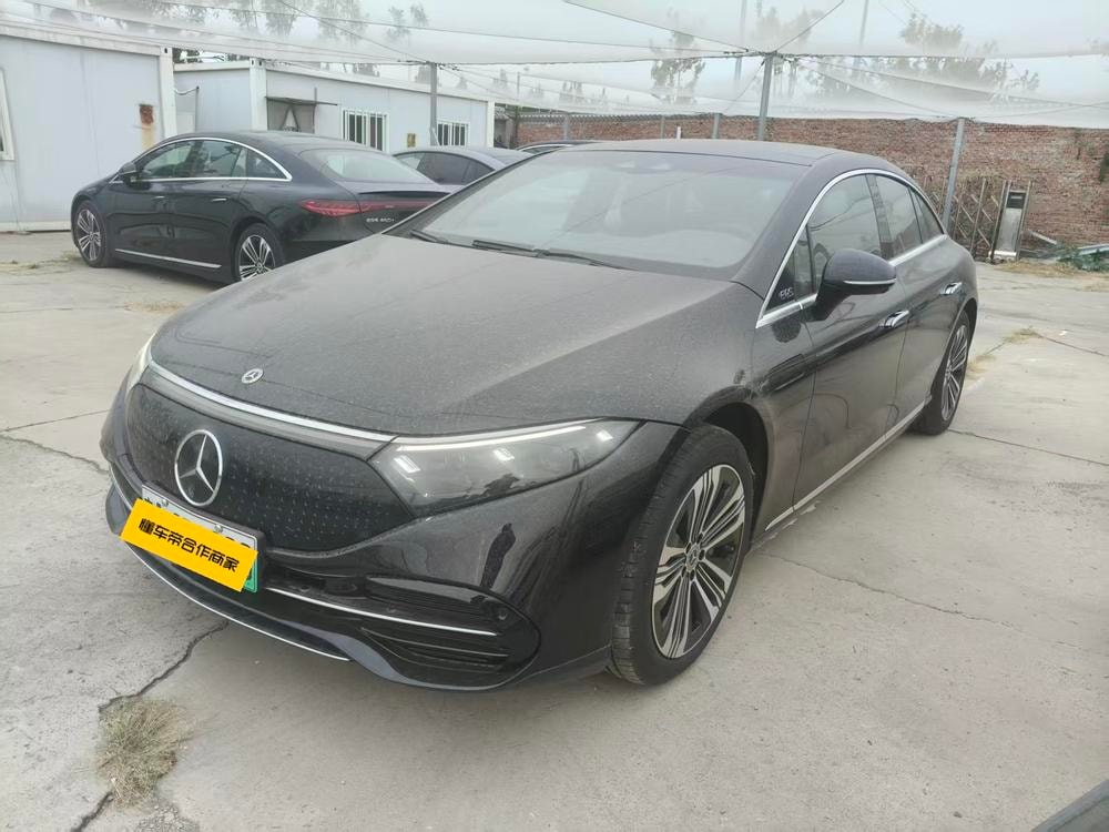 Mercedes-Benz EQS 2023 — фото автомобиля