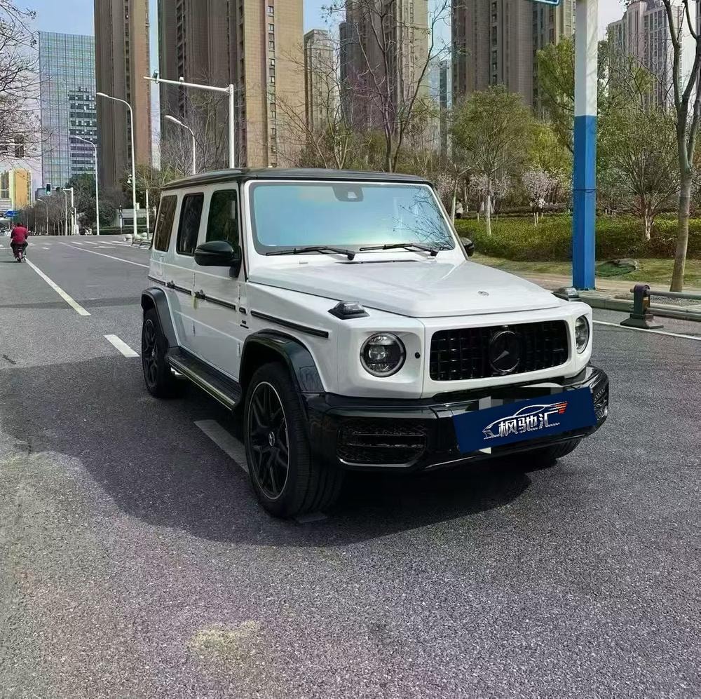Mercedes-Benz G-Class 2022 — фото автомобиля