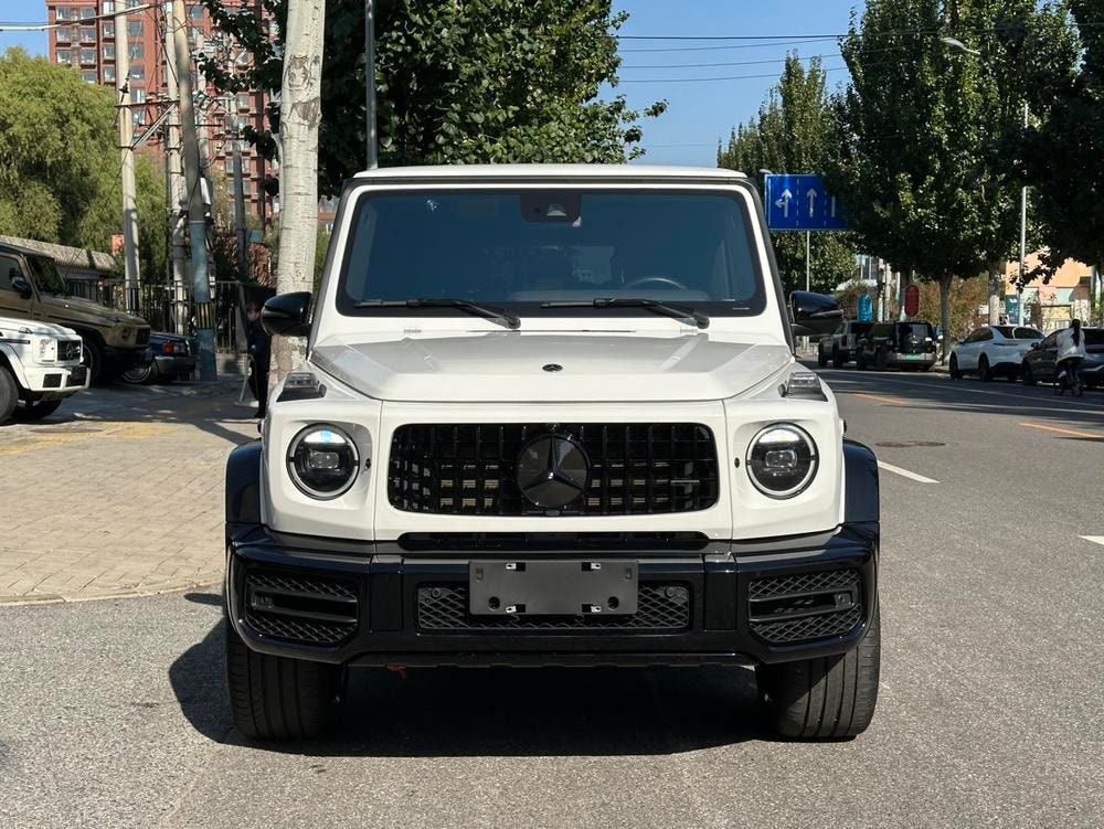 Mercedes-Benz G-Class 2024 — фото автомобиля