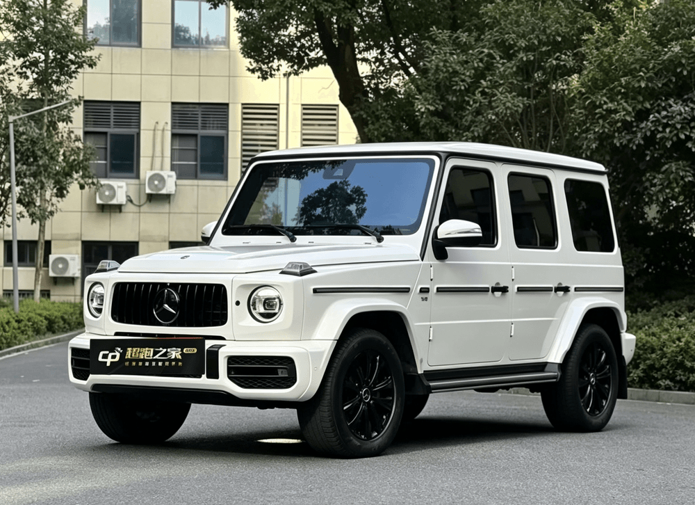 Mercedes-Benz G-Class 2019 — фото автомобиля