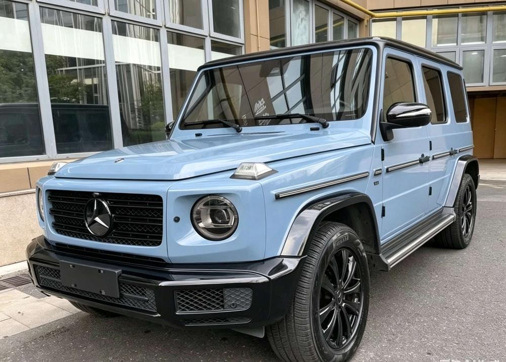Mercedes-Benz G-Class 2019 — фото автомобиля