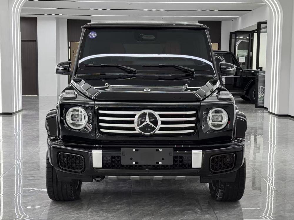 Mercedes-Benz G-Class 2025 — фото автомобиля