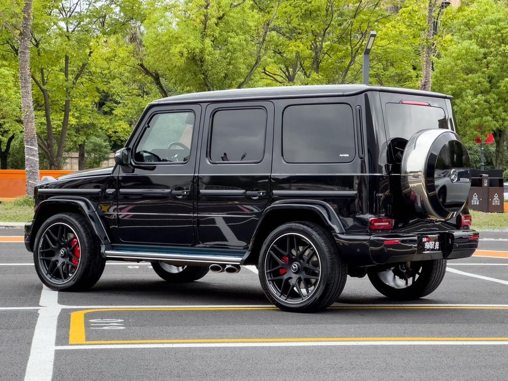 Mercedes-Benz G-Class 2023 — фото автомобиля